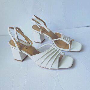 Journee Collection Women's Shillo Block Heel Pumps Sandal Size 10 White